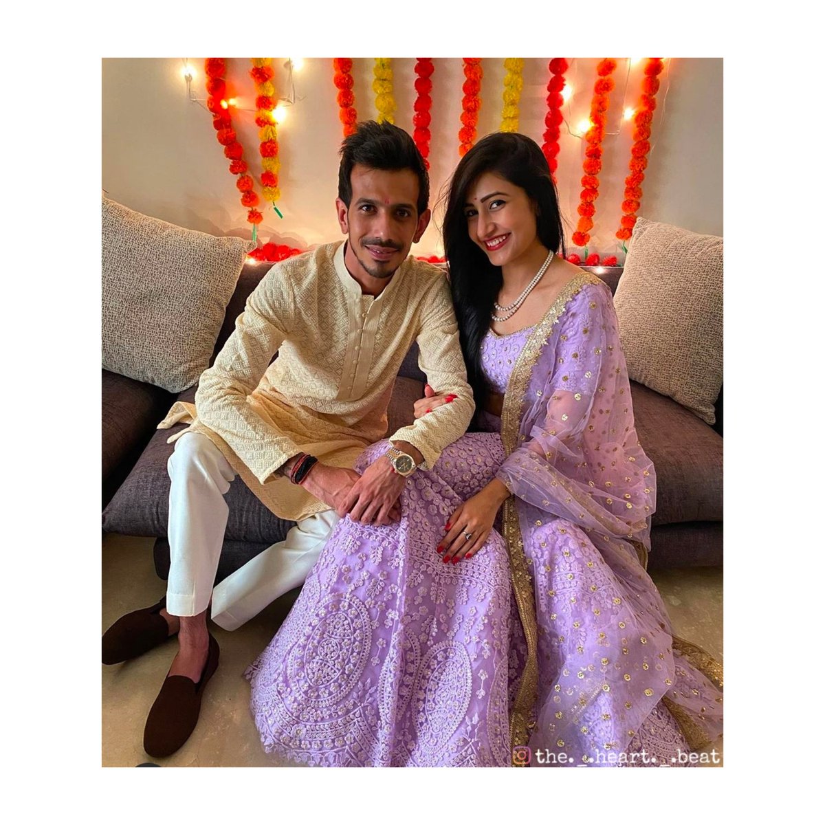 ManishSundesh05's tweet image. Yuzvendra Chahal and choreographer Dhanashree Verma engagement pic Click here for all of detail. theheartbeatwolrd.blogspot.com/2020/08/yuzven…