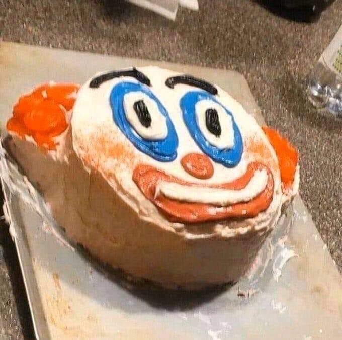 Bloggergate2's tweet photo. Mariana: *se queja porque celebrará su cumpleaños sola y encerrada por dar positivo a covid-19*
Los que celebramos nuestro cumpleaños solos y encerrados porque es lo que se DEBE hacer: https://t.co/jOeDmDmOUU