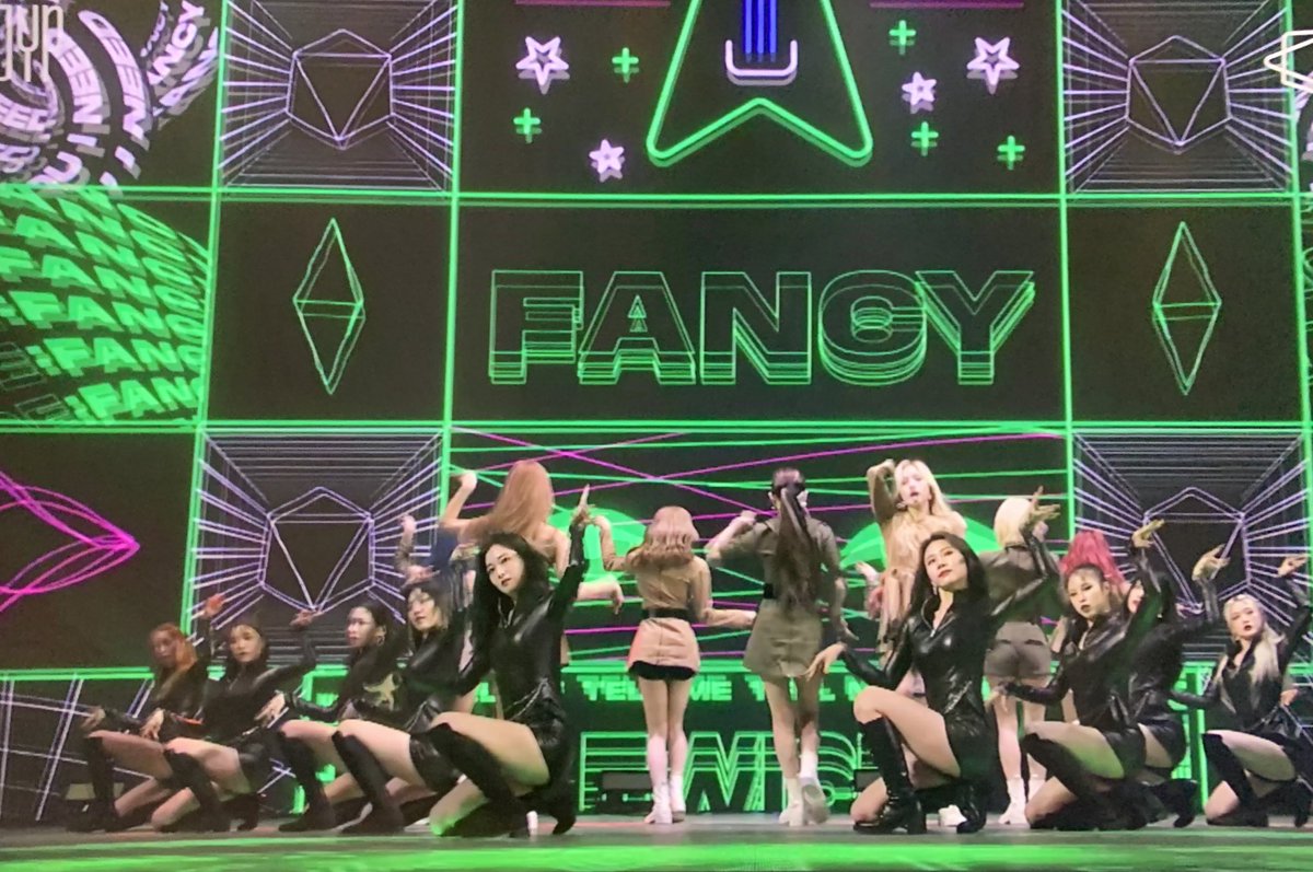 misayeon's tweet photo. They're doing a ROCK remix of Fancy and it sounds amazing 😭😭 https://t.co/nXS4LmkLW3