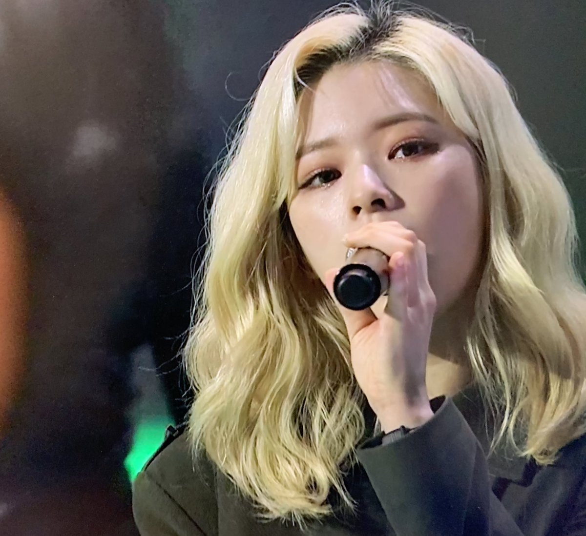 misayeon's tweet photo. They're doing a ROCK remix of Fancy and it sounds amazing 😭😭 https://t.co/nXS4LmkLW3