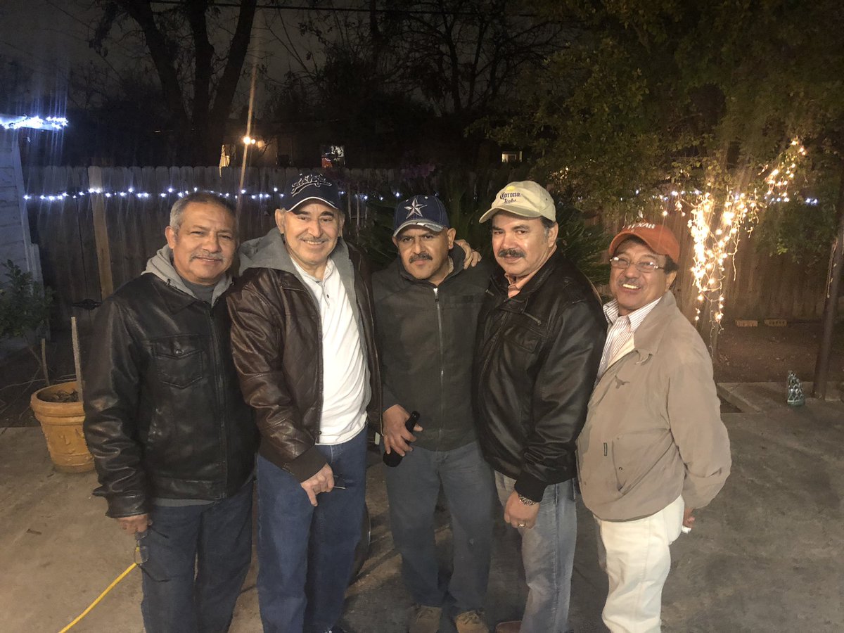 Shirleyr131Rico's tweet photo. Hug you dad a little tighter tonight.  My uncle was a great man.  A great dad.  A great grandpa. He was so loved by everyone. And today god picked him up and took him home away from covid  #Neristrong https://t.co/SxuI4Xycv0
