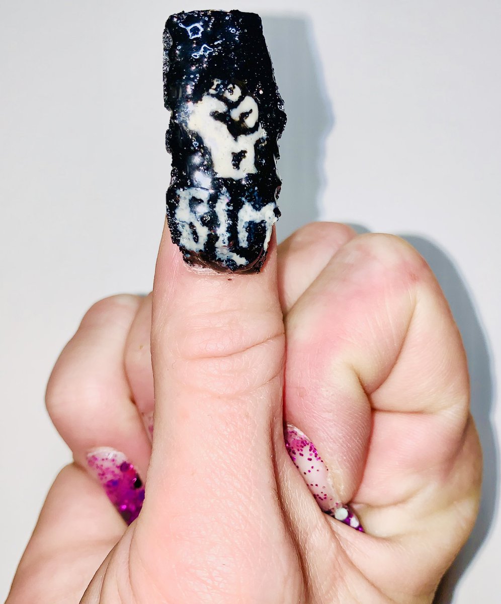 DanielleBoochs's tweet photo. @mooserables #GISH @GISH @mishacollins @charliecapen had a blast creating a little #BlackLivesMatterΒ poster on my thumbnail #2020GISH #Item9 https://t.co/bfzOVCwd7D