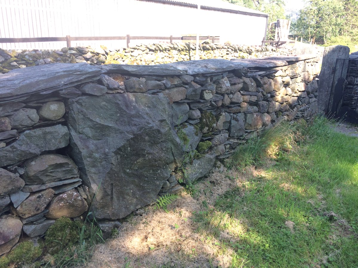 As I left along the little lane, a Midlands accent in a posh car asked "do you know where Black Moss Pot is?""No, but you're nearby. I've just read a grave about someone who drowned there". Then I saw the swim-suited kids in armbands on the back seat, looking alarmed.Oops...