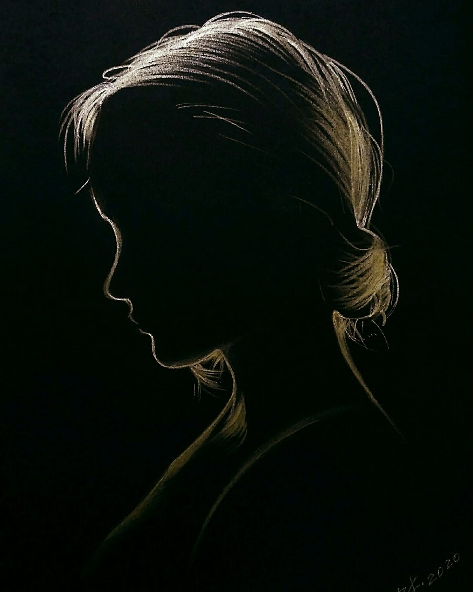 Art_D_Ksenia's tweet photo. Чёрная бумага и карандаш золотой металик 

#рисуюкарандашом #drawing #pencil_drawing #artwork #artis #picture #pen #dravings #искусство #карандашнаятехника #творим
https://t.co/zb6FwzZWtB https://t.co/JRpUAFL5Lc