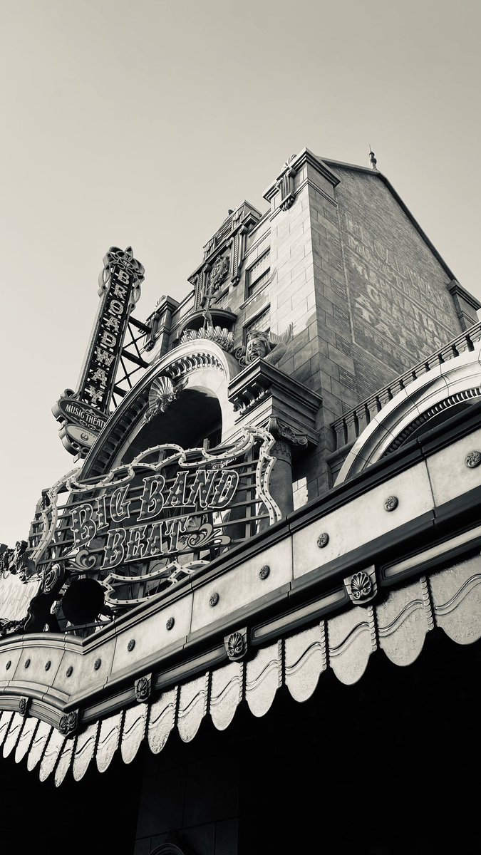 ブロードウェイ ミュージックシアター