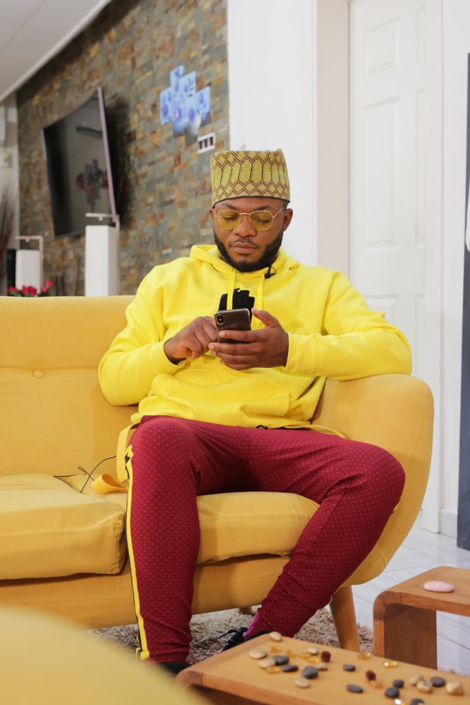 Magascobboy's tweet photo. Reading your Comments and all I can see is LOVE 🙏🏾🙏🏾🙌🏾 HAPPY SUNDAY AND BLESSINGS 
     https://t.co/phEtV8siWy https://t.co/kFm3cxYJtS