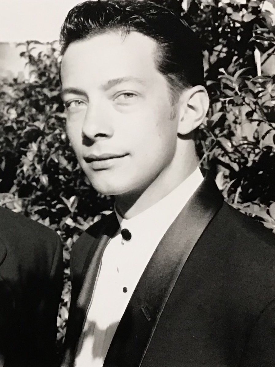 I was diagnosed with  #HIV 22 years ago.At the time I doubted I would live to 50.Today is my 53rd birthday.HIV has changed. Tell everyone.