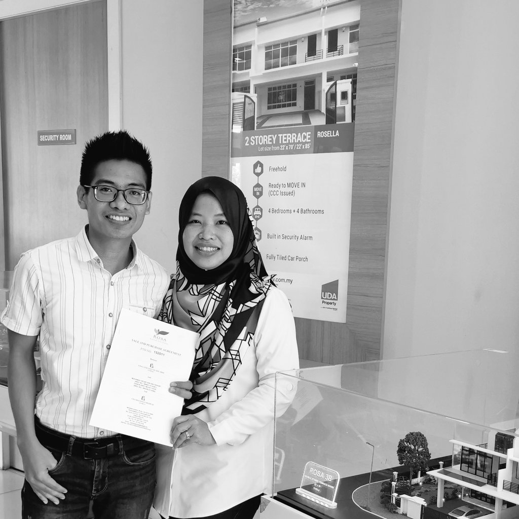 MHAB31888's tweet photo. Alhamdulillah..Allah is the best of planners. Signing the LOA and SPA on my Birthweddingversary. #August #PMD2020 #alwaysbepositive https://t.co/P8nzr81fYs