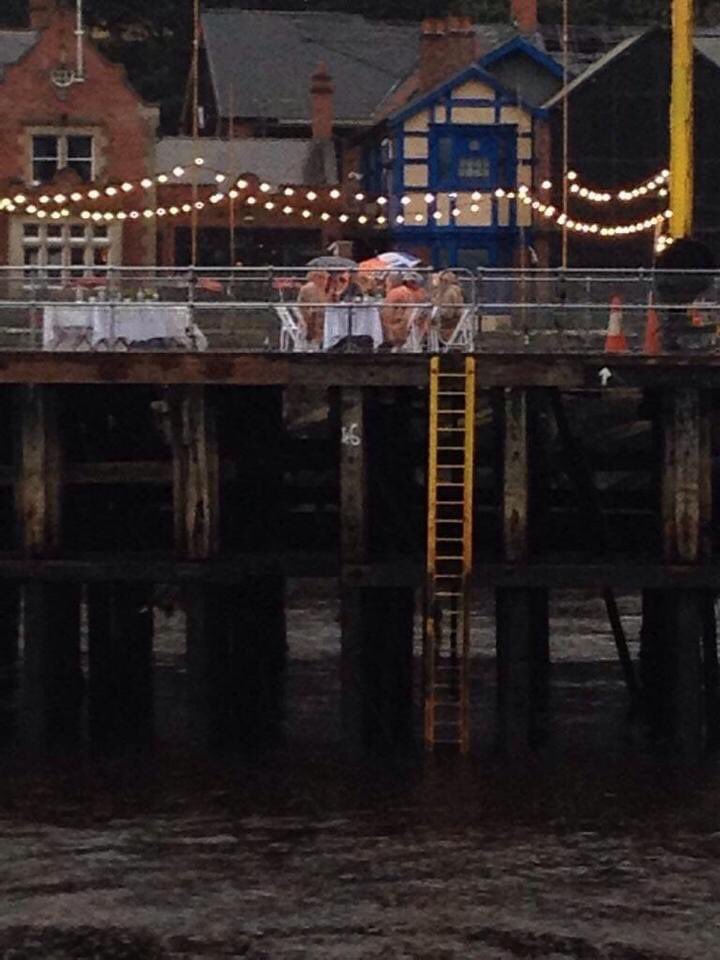 Kevin Dickinson tweet media