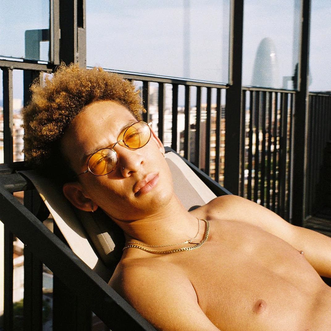 HipHopLifemag's tweet image. . @BrooksHawali comparte su &quot;Suerte&quot;, liberando un videotrack homónimo que puedes mirar a continuación bit.ly/3inUaoN #suerte #hawalibrooks