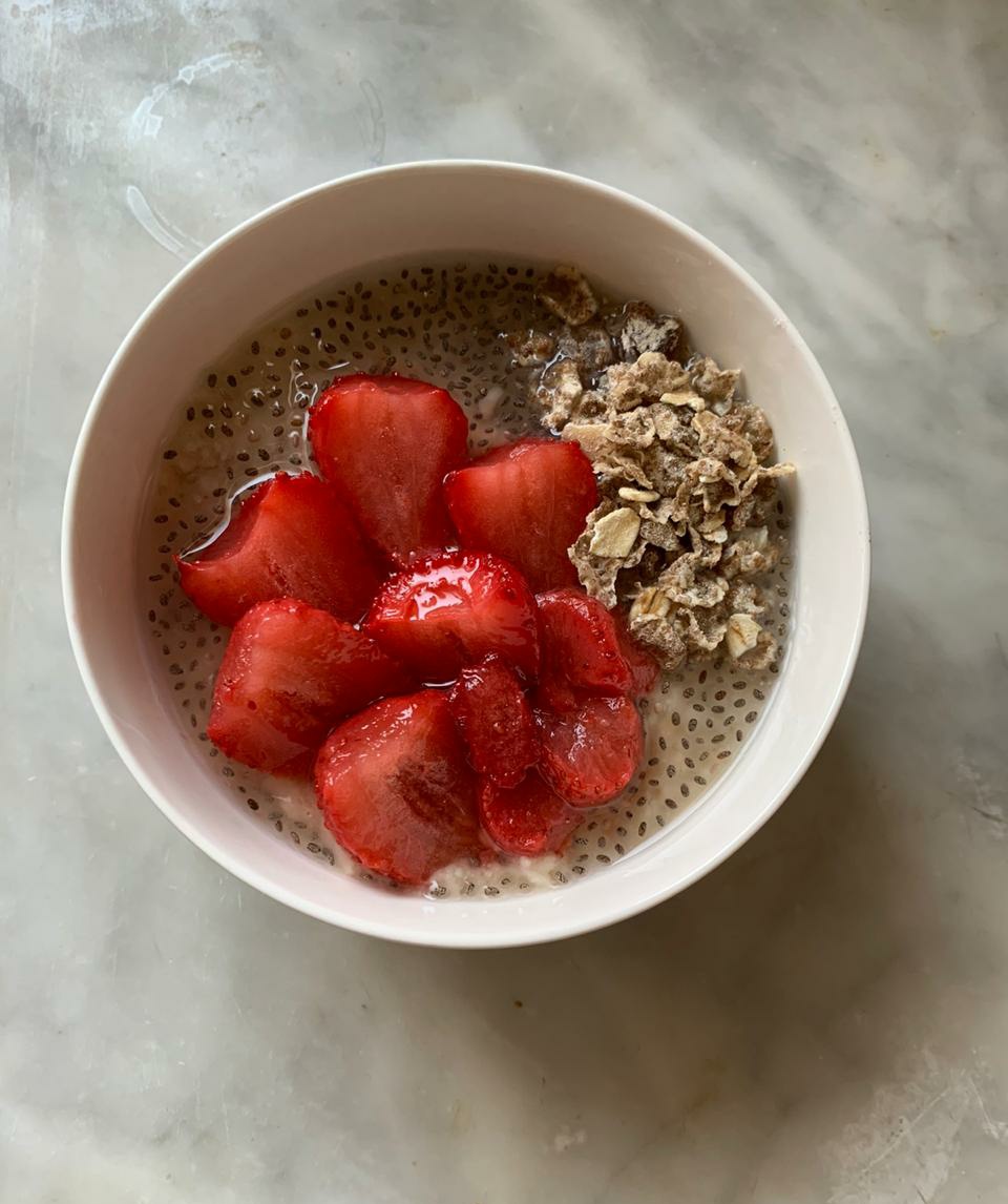 RuchiSivakumar's tweet photo. @PreMedSchool Breakfast Oatmeal 😊😄😃 @PreMedSchool #premedchallenge #premed2020 ps- I mighy be a tad bit late lol 💃 https://t.co/G0EvawXtMU