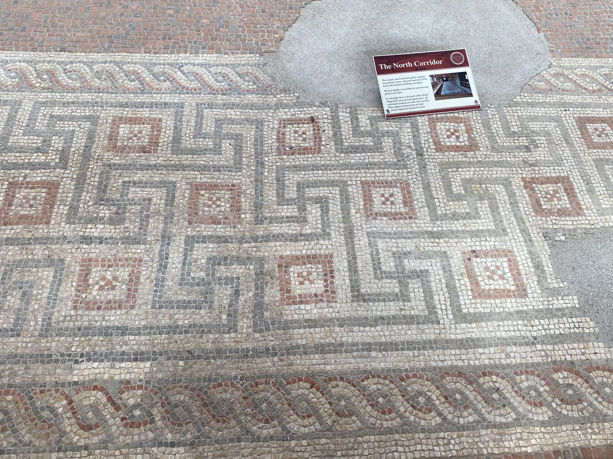 The North Corridor boasts the largest mosaic in the UK at 24 metres long. There is an exposed lead pipe entering the corridor from the piscina in the ‘Ganymede room’. In this room is a reconstruction of the Ganymede mosaic.