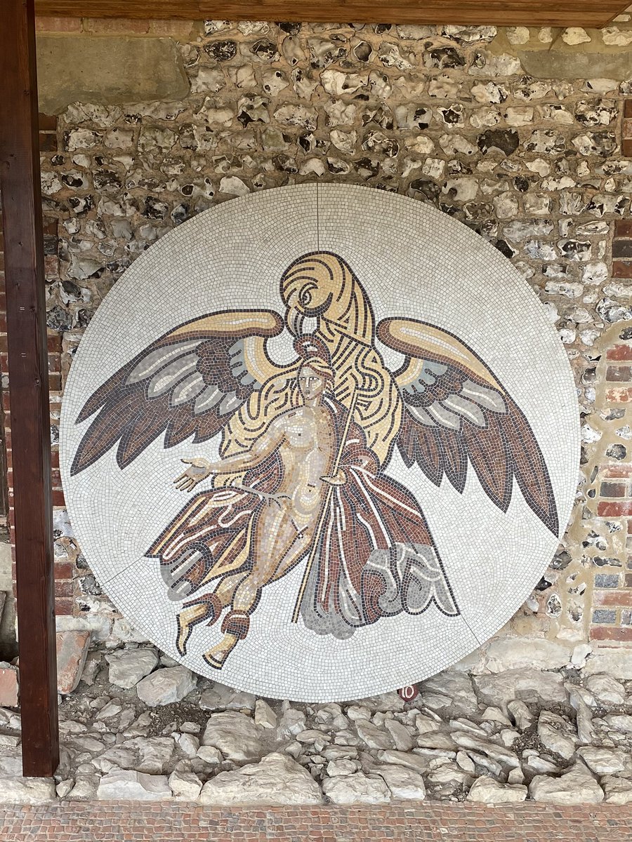 The North Corridor boasts the largest mosaic in the UK at 24 metres long. There is an exposed lead pipe entering the corridor from the piscina in the ‘Ganymede room’. In this room is a reconstruction of the Ganymede mosaic.