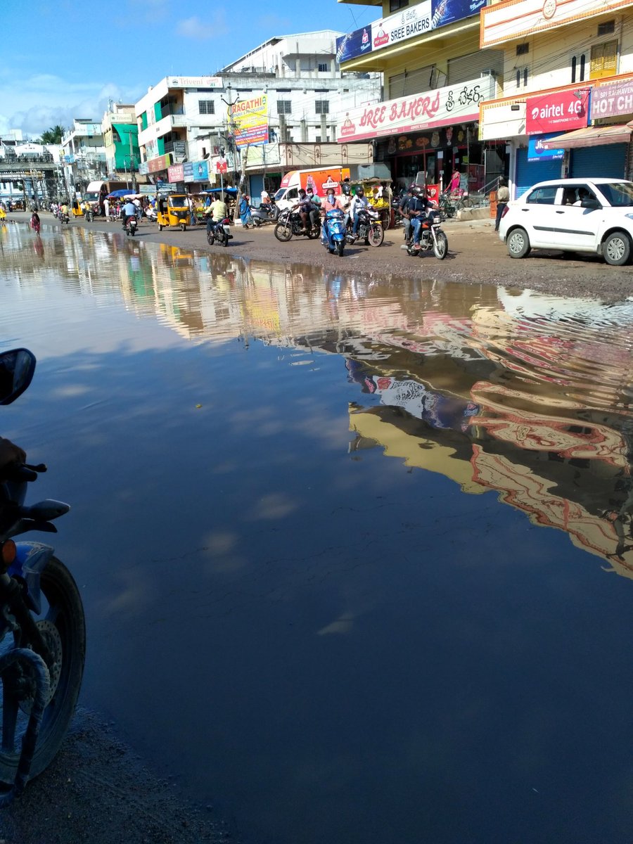 MaggidiRamesh1's tweet photo. @KTRTRS Sir we are Beeramguda, when will start the road, it too horrible. Please take a positive sign for us..#askktr https://t.co/3NDij7yhD5