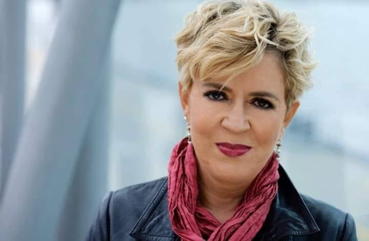 Ilviailvia's tweet photo. Giornalista tedesca denuncia la disinformazione del giornalismo italiano:"Grillo e il M5S sono stati vittime di una falsificazione mediatica incredibile.È stato triste leggere le diffamazioni che hanno subito(..)dietro questo giornalismo c'è solo politica.
https://t.co/4Hb9KDz3ms https://t.co/SVnJncJuBy