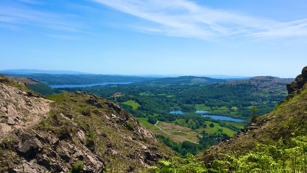 IcicleLakesHQ's tweet photo. Happy πβοΈ #sundayvibes lovely π #LakeDistrict with stunning π³π #SilverHowe & #LangHowTarn #Grasmere β° @lakedistrictnpa https://t.co/F0q9CxvCwV