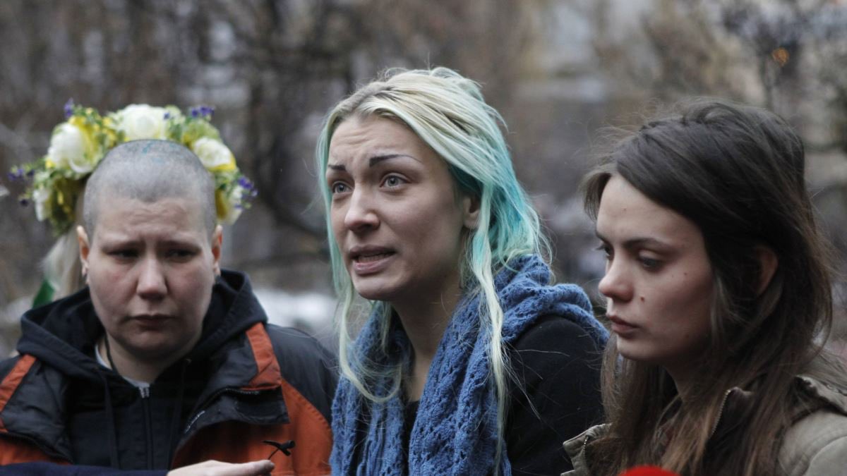 After this protest, we were kidnapped and interrogated by a group of men for several hours. Then they drove us in the middle of winter into a forest and tortured us, while filming everything. After hours of humiliation we were abducted in that forest ...  #belarus