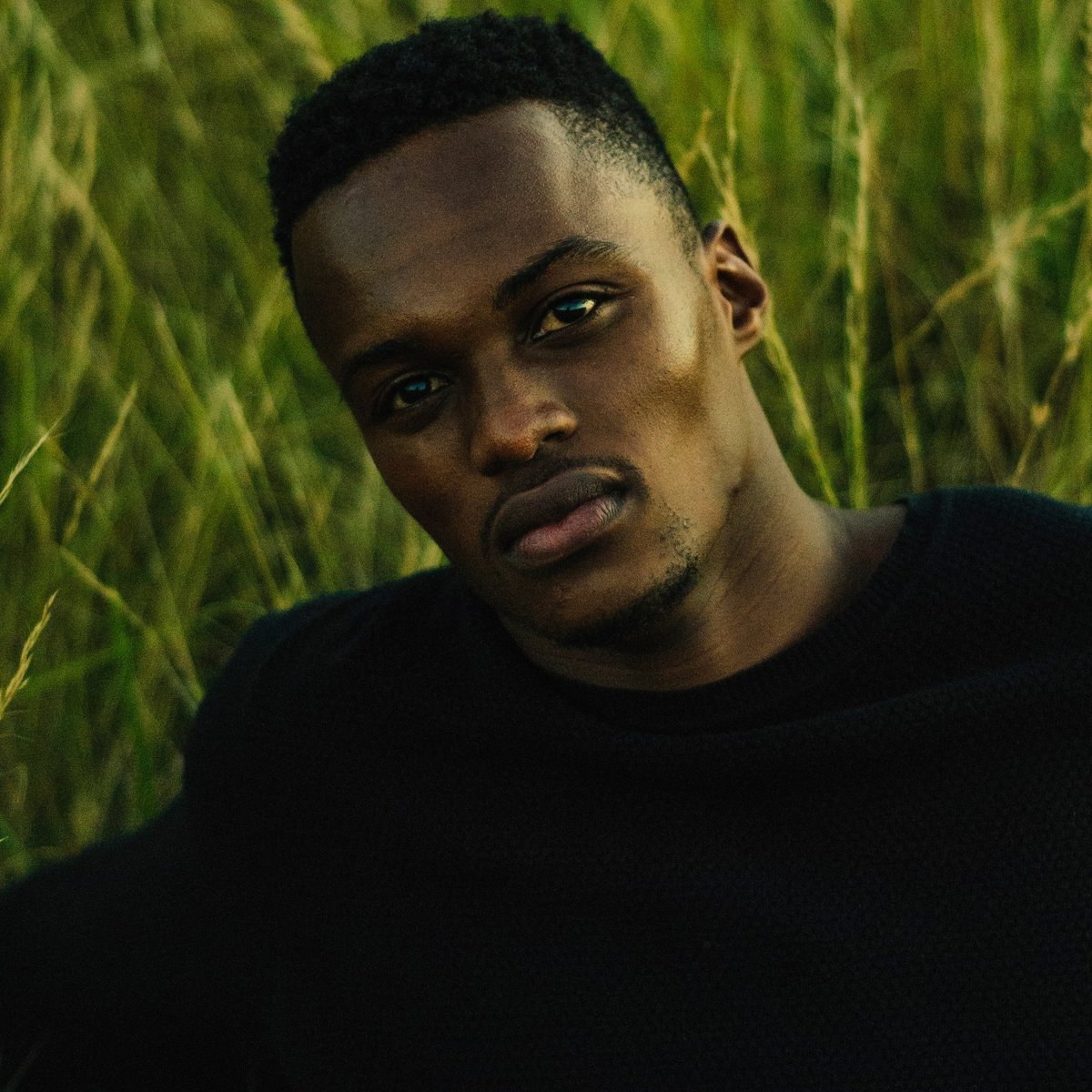 AMGLOUNGE_'s tweet image. This is Sihle Makhowane an unemployed graduate from Pinetown. He's looking to step into the modelling industry as one way of trying to make a living. If you have anything available where you may use or refer him to please assist. Your retweet will be highly appreciated🙏