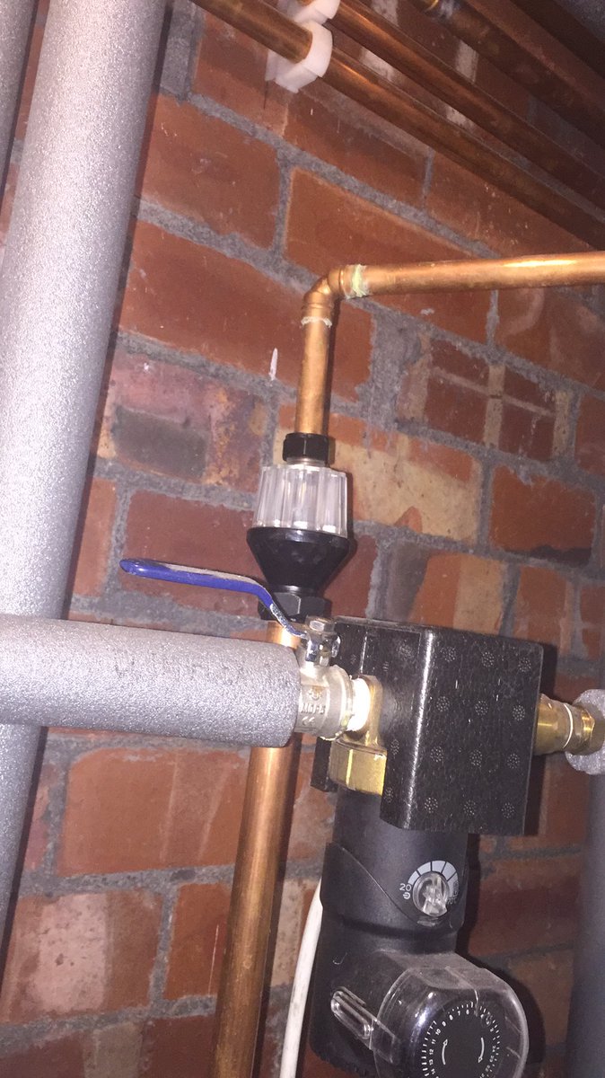 HiProHeating's tweet image. These new anti splash tundishs by Altecnic are a delight. #altecnic #tundish #unvented #unventedcylinder