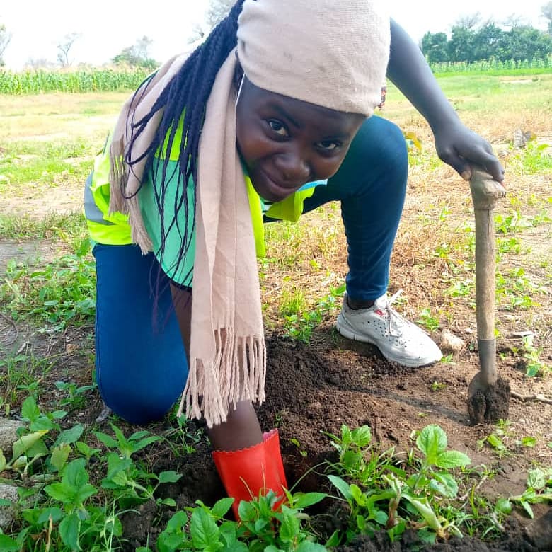 Family_Green_Co's tweet photo. #FGC_MAROUA
#presevation #reboisement
Au delà de toutes #idées, la meilleure chose c'est de passer à l'action.
@theGEF @GEF_SGP @PNUDCameroun @UNDP
@Family_Green_Co
❌ STOP covid-19 ❌
Family Green Corporation the solution to the Future World 🤝♥️
https://t.co/X2rtpRdhli https://t.co/CIb9G8yBSq