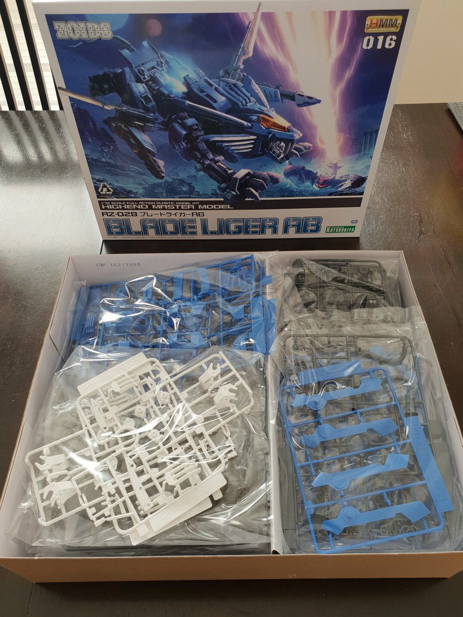 My dining table has become a model kit crafting station, super excited to finish this one 😊