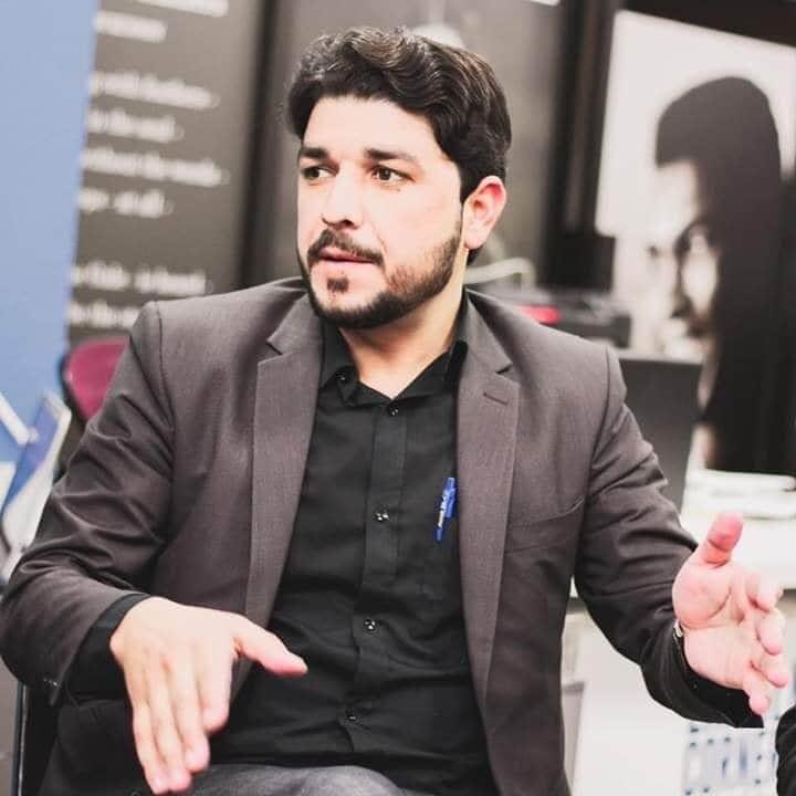 HamdardHammad's tweet photo. اسلام آباد ہائی کورٹ میں قبائلی اضلاع میں انٹرنیٹ سروس ، اور 3G , 4G  کی بحالی کے لئے پٹیشن دائر کرنے  والے سوشل ایکٹیوسٹ سید محمد کی کرم انتظامیہ کی طرف سے بغیر کسی جرم گرفتاری کی شدید مذمت کرتے ہیں اور انتظامیہ سے فی الفور رہائی کا مطالبہ کرتے ہیں۔ 
#releasesayedmuhammad https://t.co/rETCFr3CC9