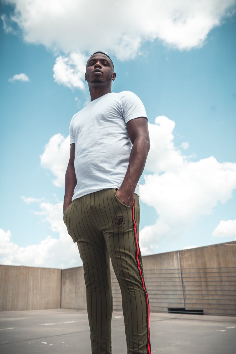 StayUpLife's tweet image. NEW “STRIPES” JOGGERS AVAILABLE NOW ONLINE❗️

LINK IN BIO❗️

SHOT BY @bustaanderson

#StayUp #StayUpMedia #StayUpLife #TheBrand #TheLifestyle #TheMindset #HipHop #Culture #Fashion #Atl #Atlanta #Streetwear #Clothing #BlackOwned #BlackOperated #BlackLivesMatter