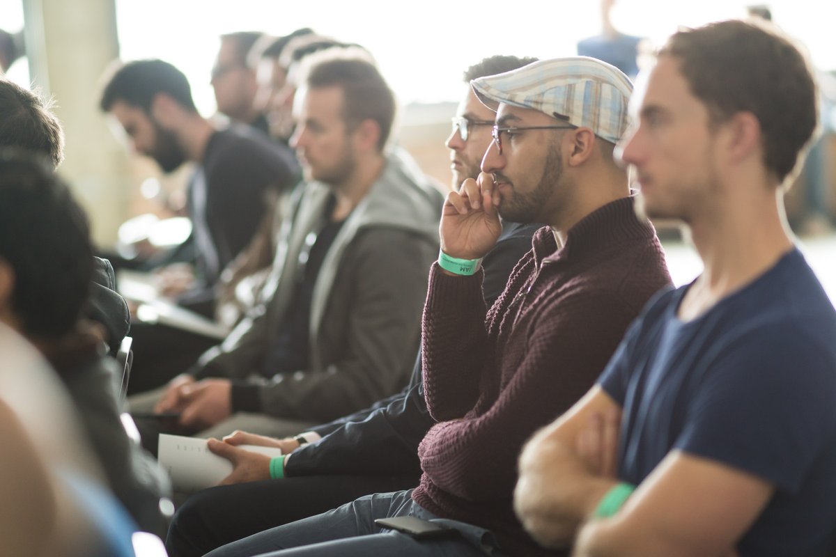 makingjam's tweet photo. 5οΈβ£ years ago:
* No (t so much) political strangeness
* No Figma, Notion, or Miro.
β¨ First #JAMLondon! β¨
Whatβs your top memory from the event? @Pip_Jamieson @wswannell @jamesjgill @karoliskosas @sdweiss @timjdavey @_voina_ @graywinpat https://t.co/ixPrWAoulO