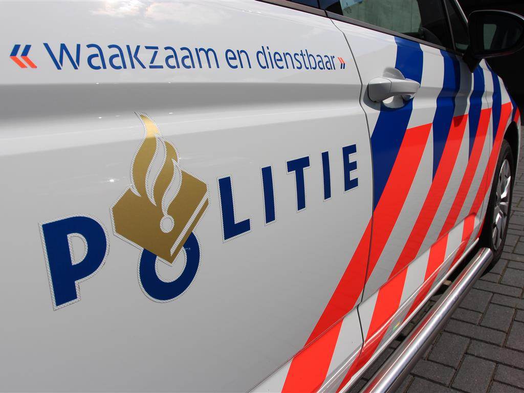 Politie zoekt doorrijder van ongeluk in het buitengebied van Zelhem...