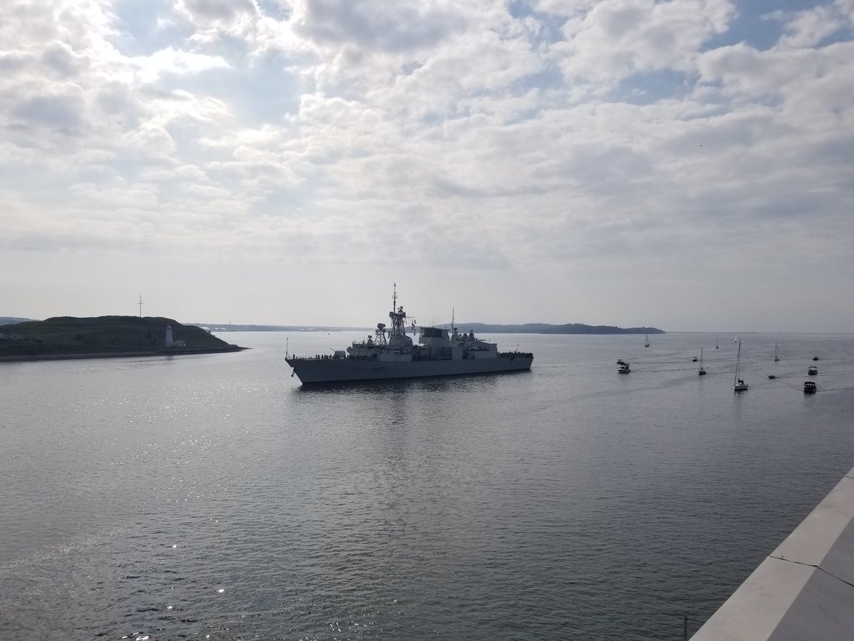Welcome back HMCS Fredericton!