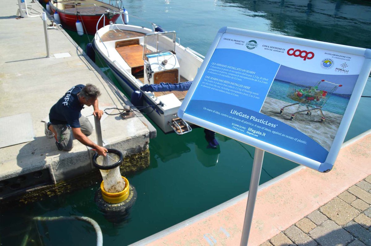 Coopitalia's tweet image. Continua il tour di #Coop e @lifegate! Oggi siamo alla Marina di Sestri Ponente a #Genova per installare un altro #Seabin. Segui le prossime tappe: e-coop.it/progetto-le-no…
#CoopAmbiente #LifeGatePlasticless