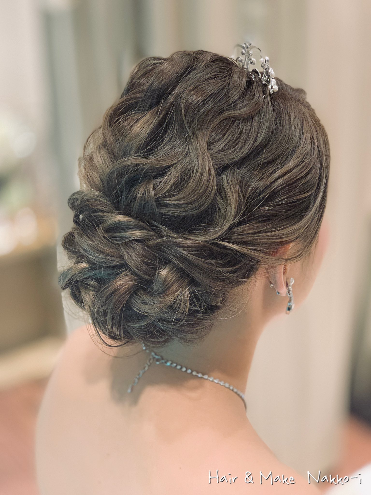 ヘアメイク岩瀬夏子 プレ花嫁リスケ中で初マタ Hair Amp Make Styling ヘアカラーのハイライトが綺麗に でるように しっかりウェーブに巻いた ヘアスタイル プレ花嫁 結婚式 結婚式延期 結婚準備 結婚式準備 楽しもう プレ花嫁さんと繋がり