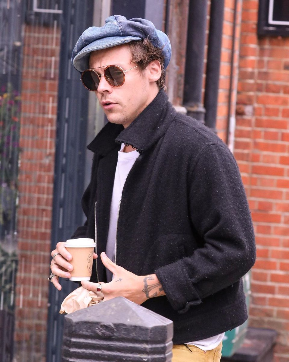 picshs's tweet image. 