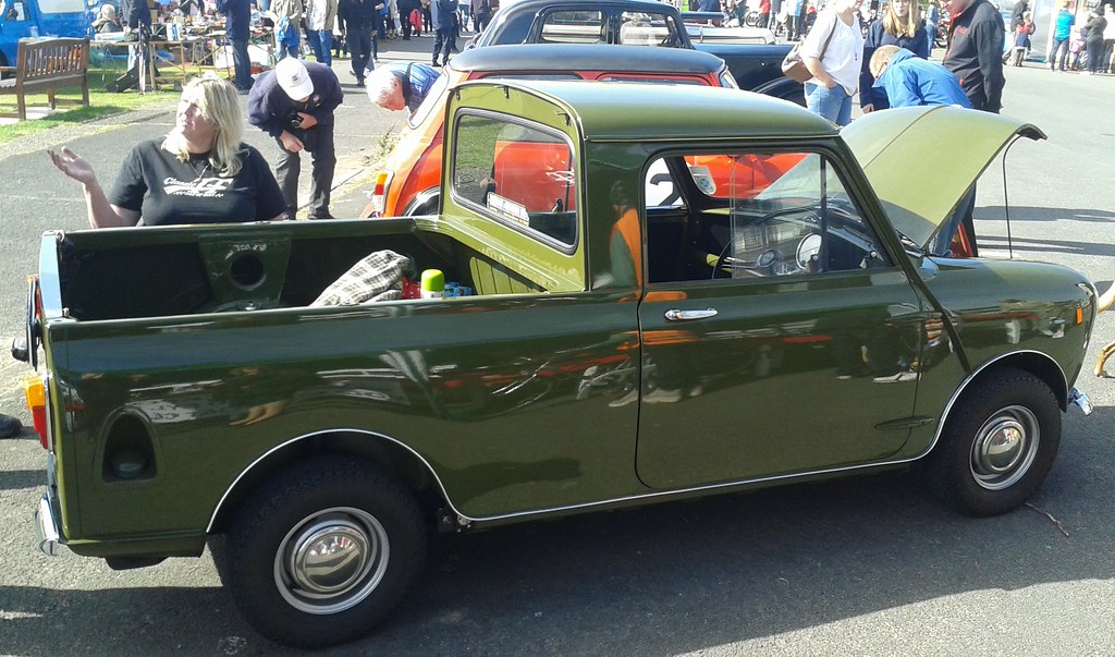 miniphernalia's tweet photo. #TundraTuesday - https://t.co/drsQ64lW1l for #ClassicMini #MiniMerch https://t.co/UkOxuIz4s2