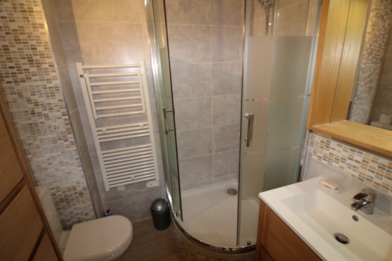 immodecorse's tweet photo. 2 PIÈCES BASTIA, RUE CESAR CAMPINCHI 📍📍

Très beau T2, meuble refait à neuf, avec une superficie de 45.00m2 

📞Contact: Jean François Benedetti (06.43.86.67.41)
💬https://t.co/6b0BNMNylY 
#bastia #cabinetsaintnicolas #immodecorse https://t.co/qAbSPytN6S