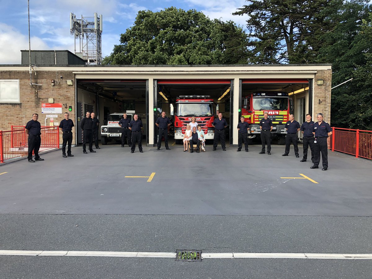 Firefighter Graham Jackson @DWFRSXchurch receives his certificate &amp; plaque from CFO Ben Ansell on his retirement after 30yrs excellent service. As Jacko &amp; CFO had worked together on watch earlier in their careers, to mark the occasion he was made T/CFO for his last shift 🚒🚒🚒👍