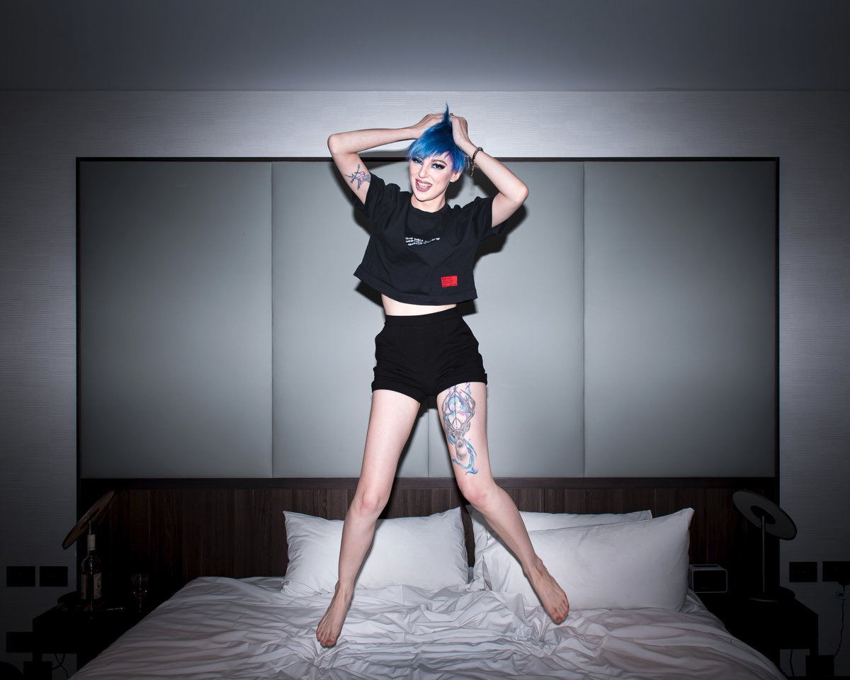OsmiumImages's tweet photo. Working on my space flight program.
Astronaut training day one.
#model #modelling #jumpingonthebed #hotel #flashphotography #perthmodel https://t.co/SFa637L92m