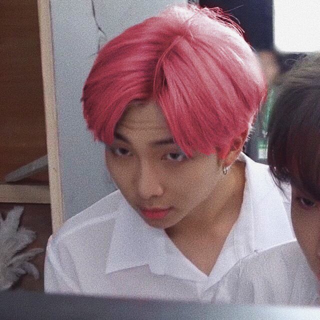 jeonxvrse's tweet photo. no thoughts head empty just want pink cherry namjoon @BTS_twt https://t.co/gkk1pBAQai