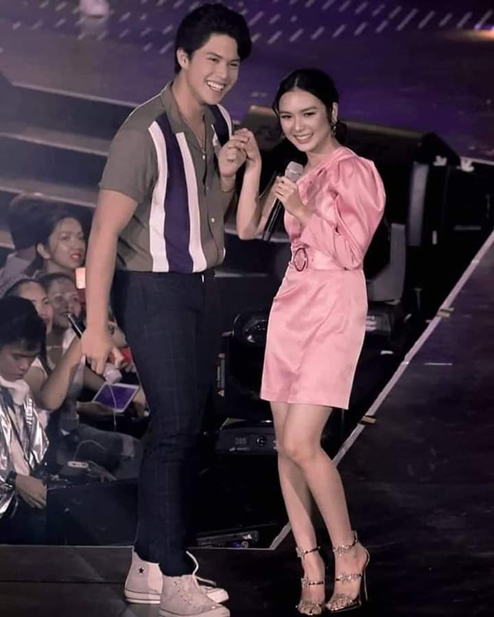 YnacrisL's tweet photo. I only see perfection in your imperfections, I only see goodness in your eyes, I only see elegance in your movement. You're an angel on Earth and I'm lucky to be your partner.
@kyle_echarri @francinecarreld 

KYCINE TGSVlogGiftHaul https://t.co/8bTD6GKG0B