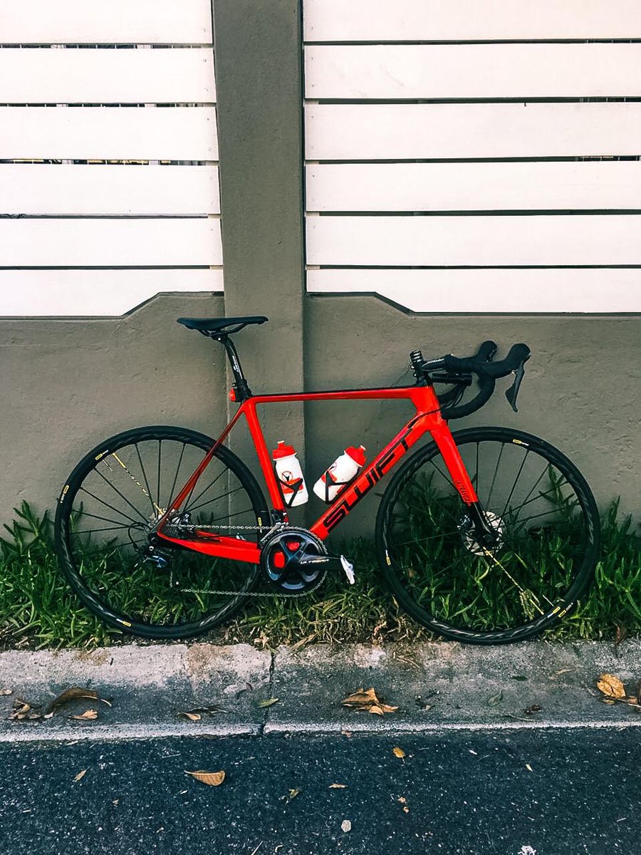 TeamPureSavage's tweet image. What a way to start the morning!! #puresavage #swiftcarbon #lightbro #letsride #morningride