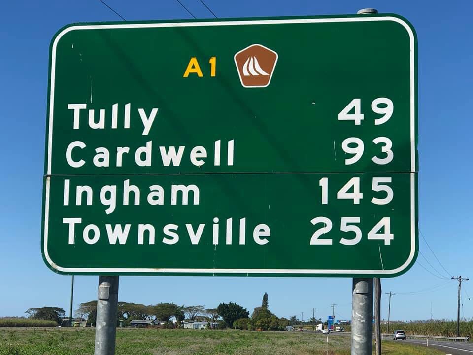 SteveMinnikinMP's tweet photo. Day 3 of the road trip. Travelled from Cairns to Innisfail, Tully, Ingham &amp; finally Townsville. Met heaps of people including Mayors &amp; TMR industry reps. 
Just finished our final meeting so it's time to check in to have a beer. #qldpol https://t.co/y3koVUXIcn