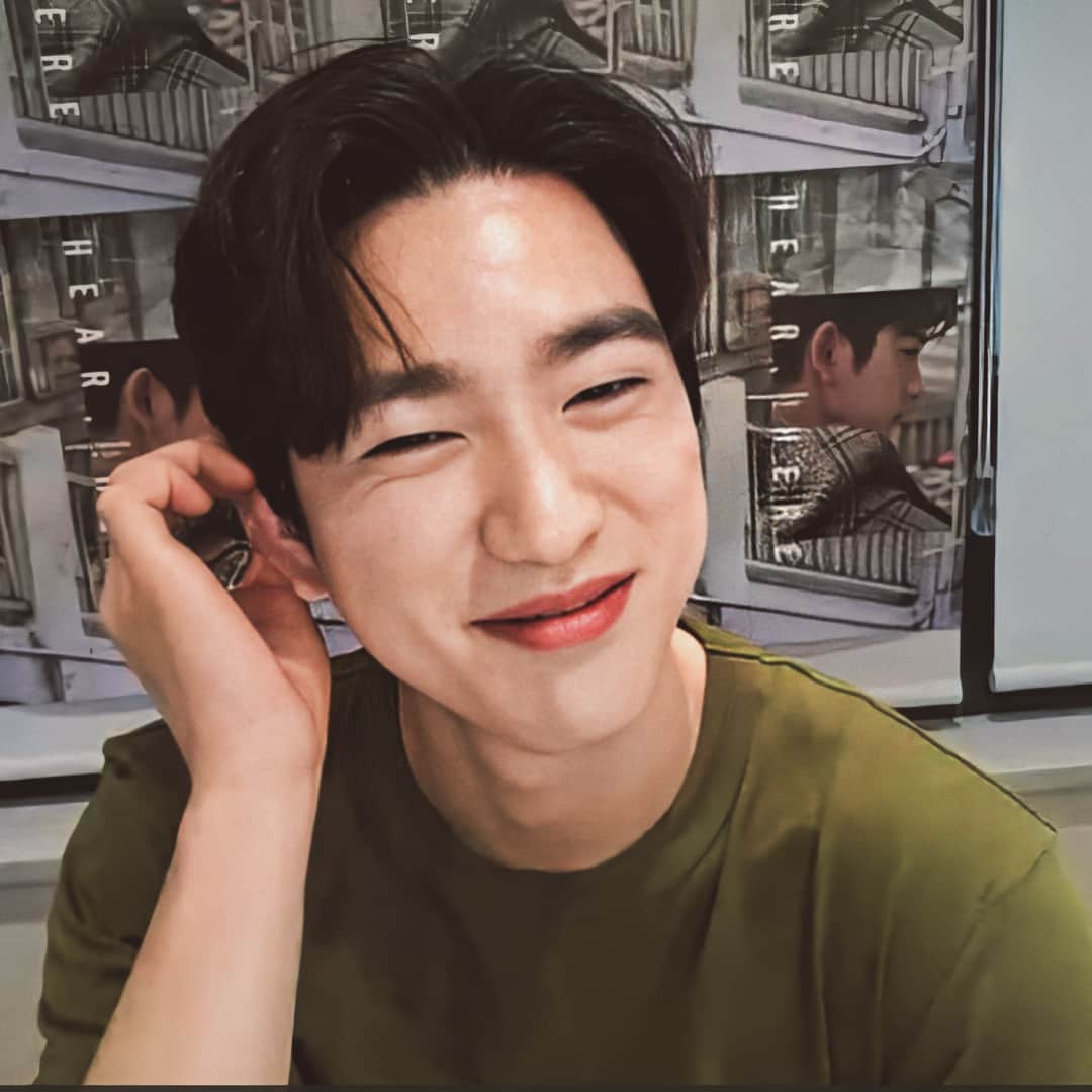 arsnbeom's tweet photo. feelings https://t.co/Lue5y2eMjL