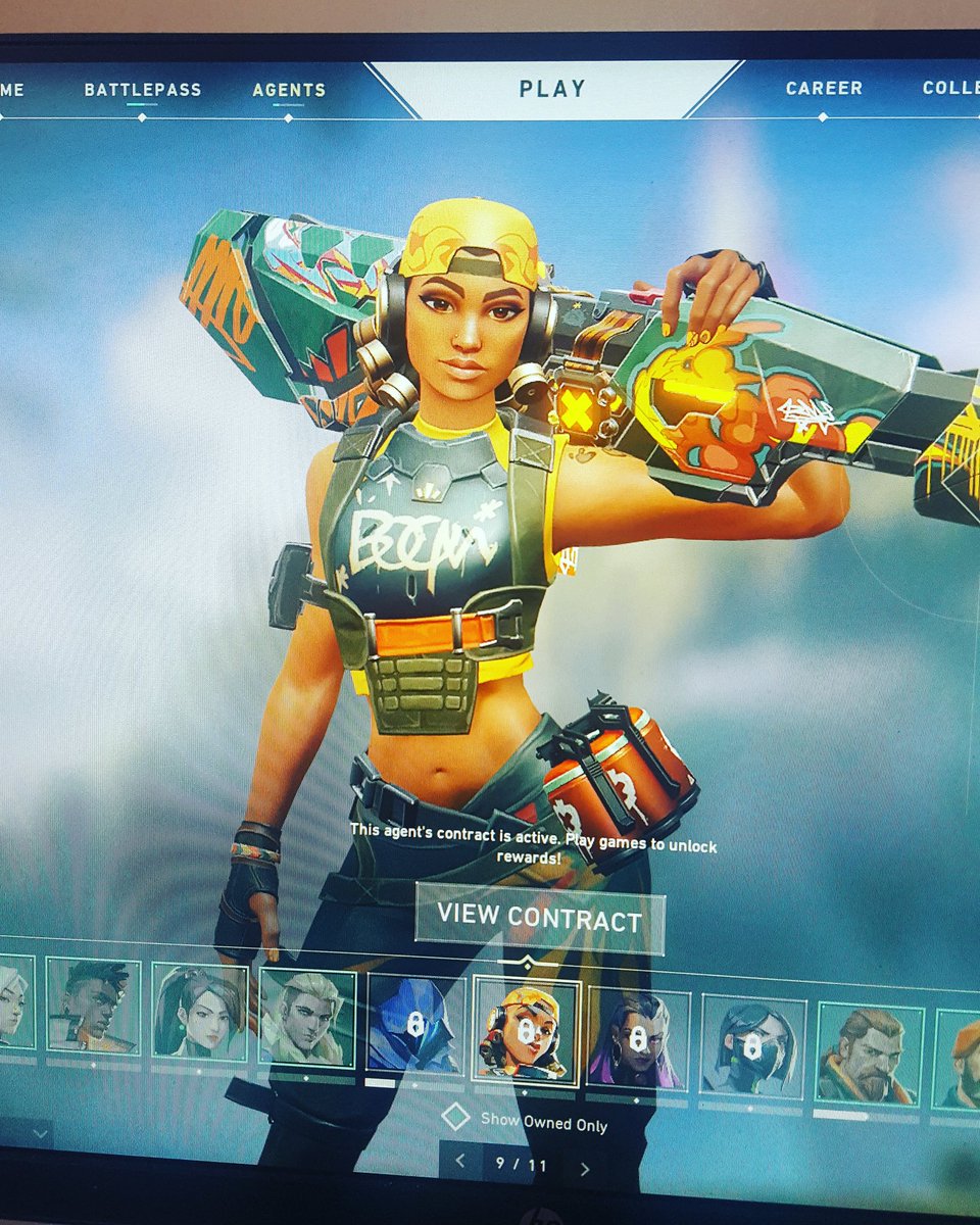 Focusing on unlocking Raze today, regret not using one of my free unlocks to get her as a playable character! #VALORANT