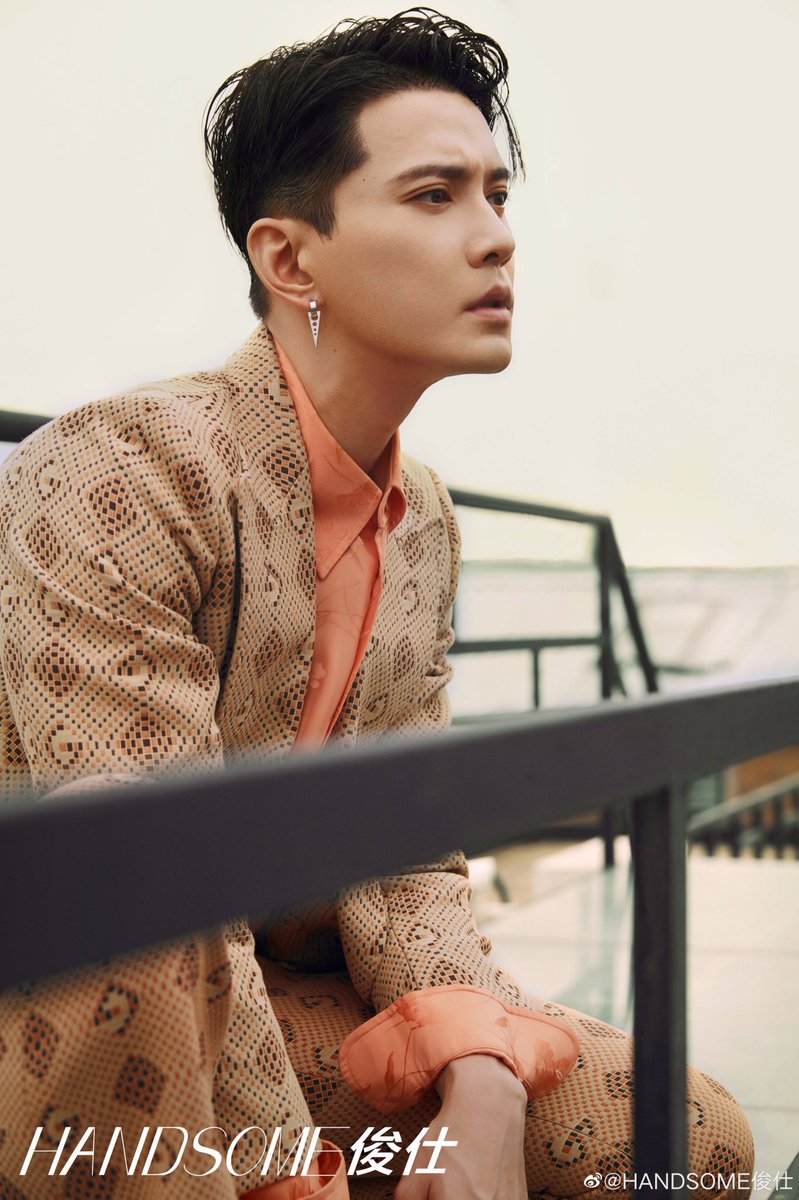 C_mandraa's tweet photo. Xu Zhengxi untuk Sampul Majalah Handsome.
#dramachina #cdrama #chinesedrama #dramakorea #kdrama #upcomingdrama #chineseactress #chineseactor #XuZhengxu #徐正曦 #TenYearsLate #GuardianAngel #legendofphoenix https://t.co/frvVMKusQi
