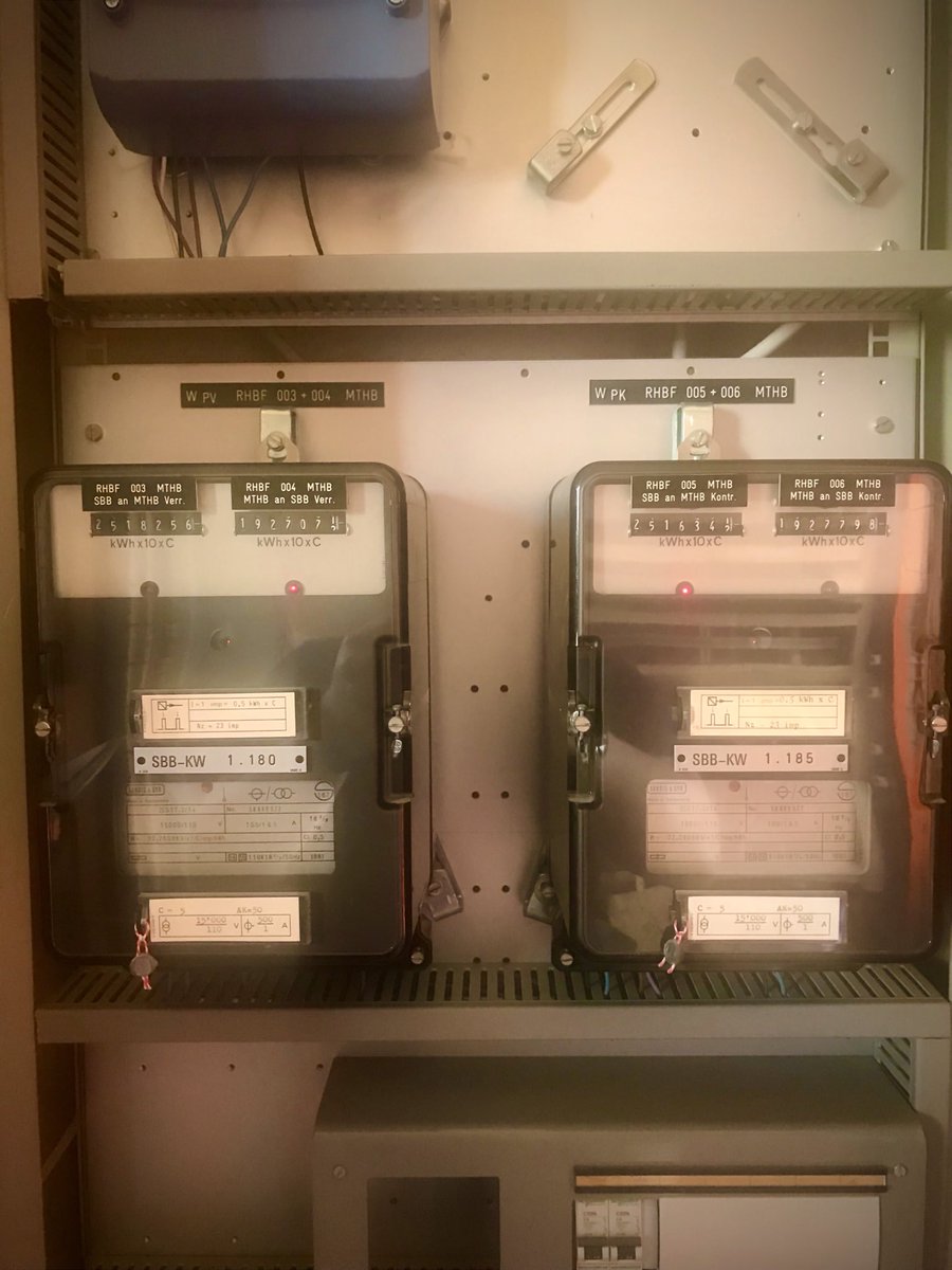 steschny's tweet photo. Hier scheint die Zeit still zu stehen. #MTHB #ÖVLive #SBBConnect https://t.co/aslmw2FGsj