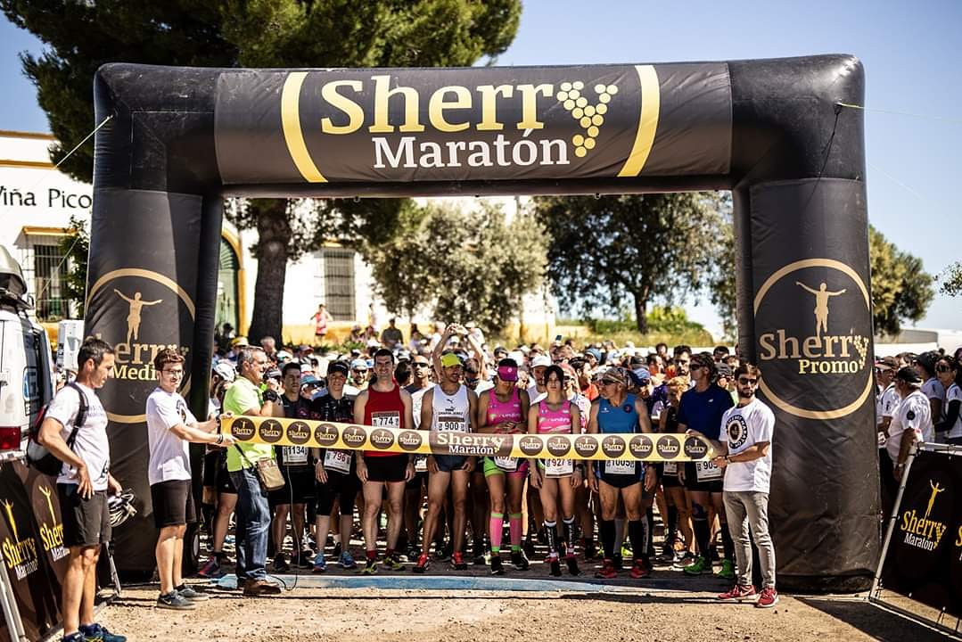 sherrymaraton's tweet photo. ¡MENOS DE 2 MESES PARA QUE ARRANQUE EL #SHERRYMARATÓN2020! 🔫💨
➡️ Pronto iremos anunciando todas las medidas que se tomarán para celebrar el evento con la máxima garantía de seguridad 💪🏽
Y tú #SherryRunner, ¿te lo vas a perder?
¡UNETE A LA FIESTA DEL #SHERRYMARATÓN! 🥳 https://t.co/QlBGWwwIdw