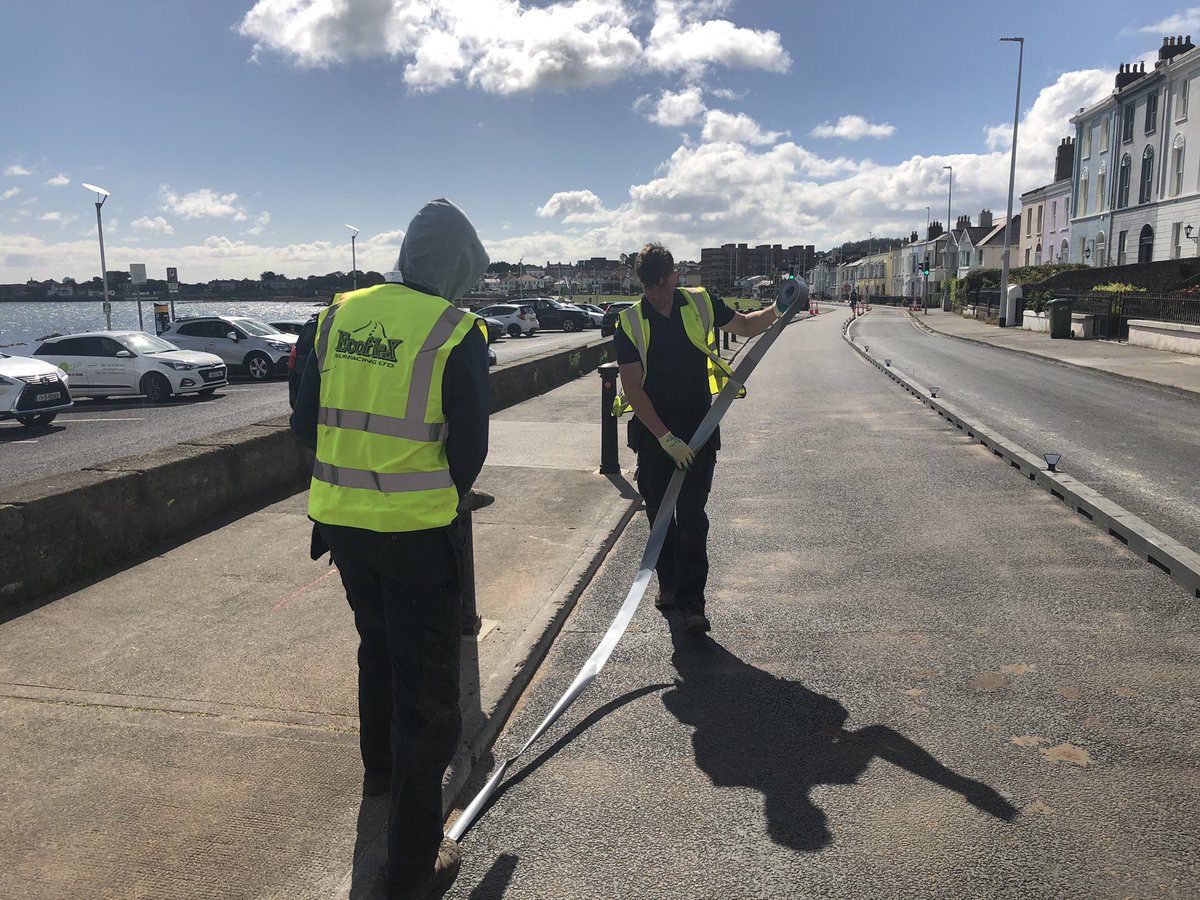 robertburns73's tweet photo. Ecoflex, @dlrcc surfacing sub-contractor from #roscommon laying buff-coloured anti-skid on The Coastal Mobility Route. They lay about 150 metres per day but need dry, warm weather. A fine day for it. Great work, guys! #dlrcc #supportlocal #cmr #rossie #ros4sam https://t.co/bQH1Ad7iXL