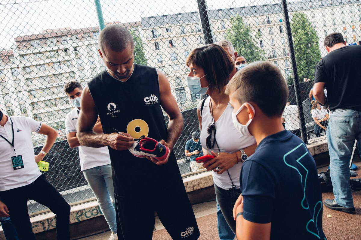 Paris 2024 tweet media