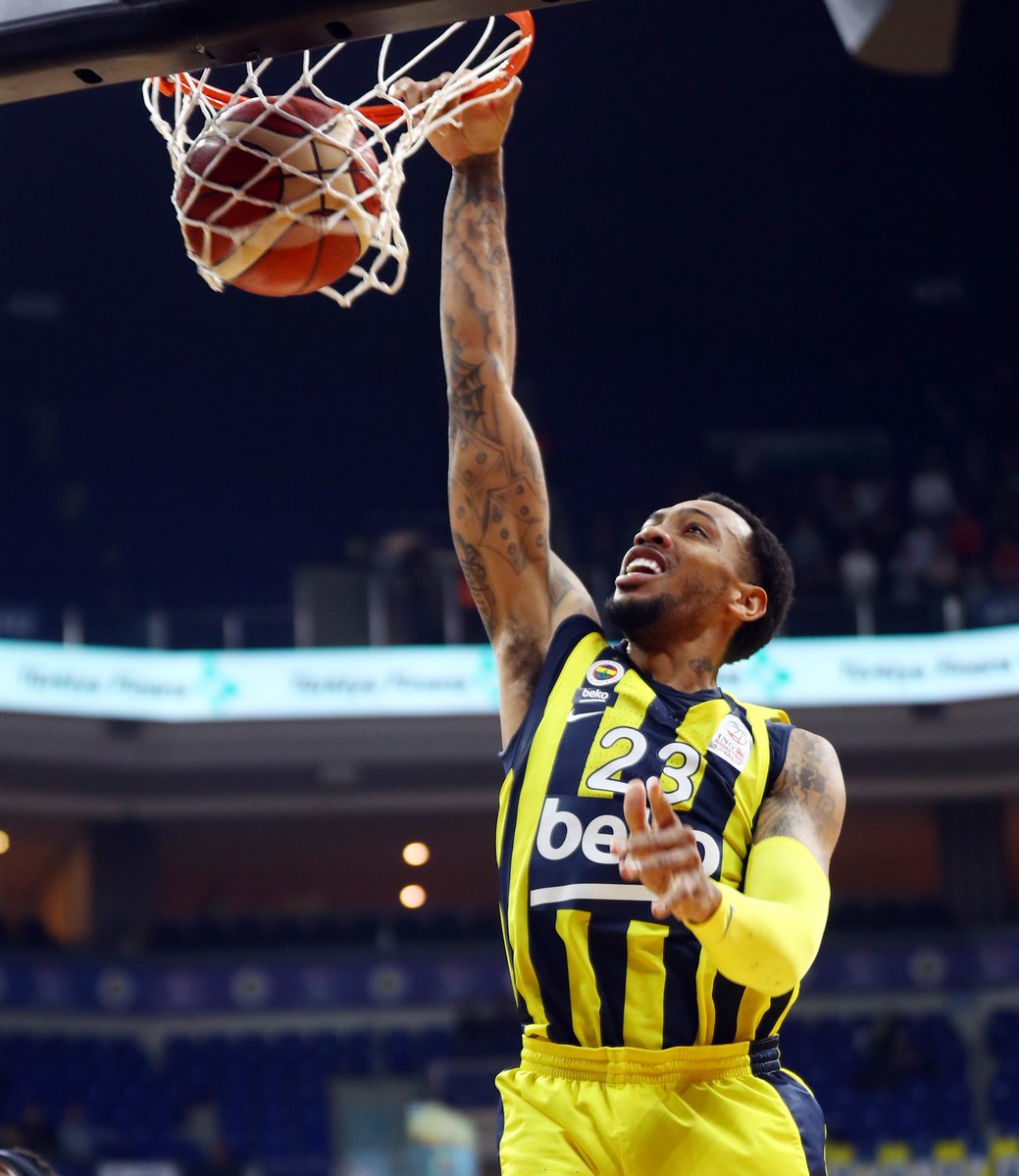 Invincible1881's tweet photo. Thank you for being an important part of the great @FBBasketbol family.

Farewell @MacThomas23 🏀🥇🏆

Wish you all the best in your future career.

#MalcolmThomas 
#Fenerbahçe 
#DünyanınEnGüzelTakımı https://t.co/XEo2jhdpxQ