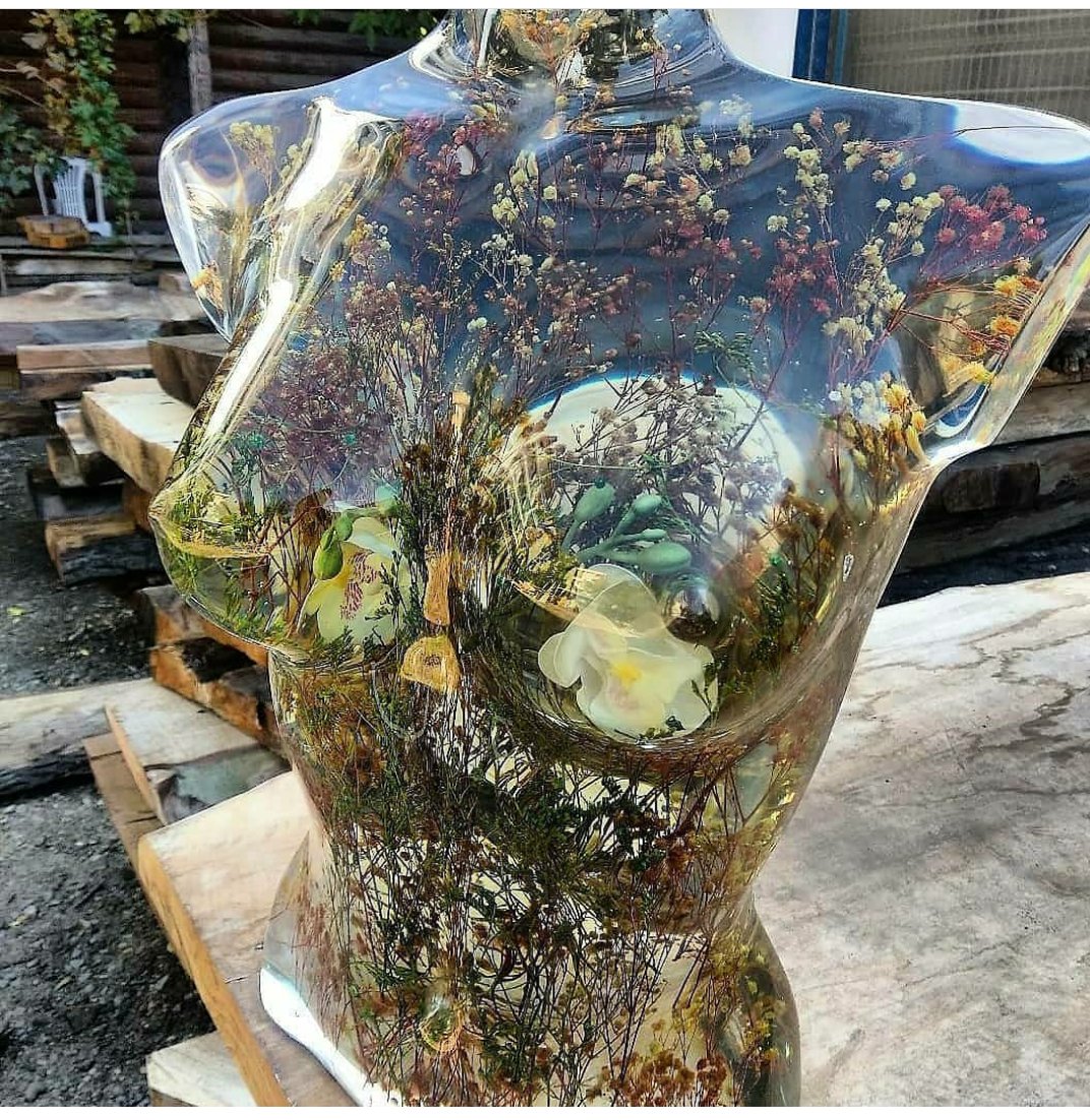 Epoxy sculpture
Worldwide shipping by larawood +905327651165#resincasting #resin#metallicepoxy #interiordesign #interiorarchitecture #interior2you #furniture #furnituredesign #furnituremakeover #liveedgeslabs #coffeetime #coffeeshop #woodart #woodcarving #contemporaryart